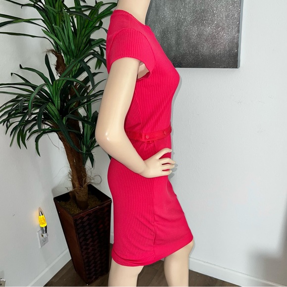 NEW Guess Red Ribbed Knit Bodycon Dress - Picture 3 of 11